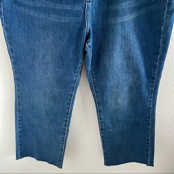 Soft Surroundings Denim Fray Cut Hem Jeans 16 Petite - Picture 3 of 9
